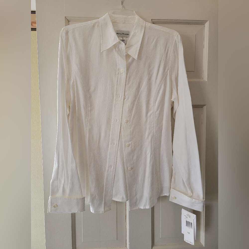 Rena Rowan NWT Size 12